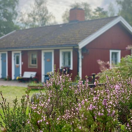 Ekologiska Fru Gran B&B I Tiveden Gardsjo Esterno foto