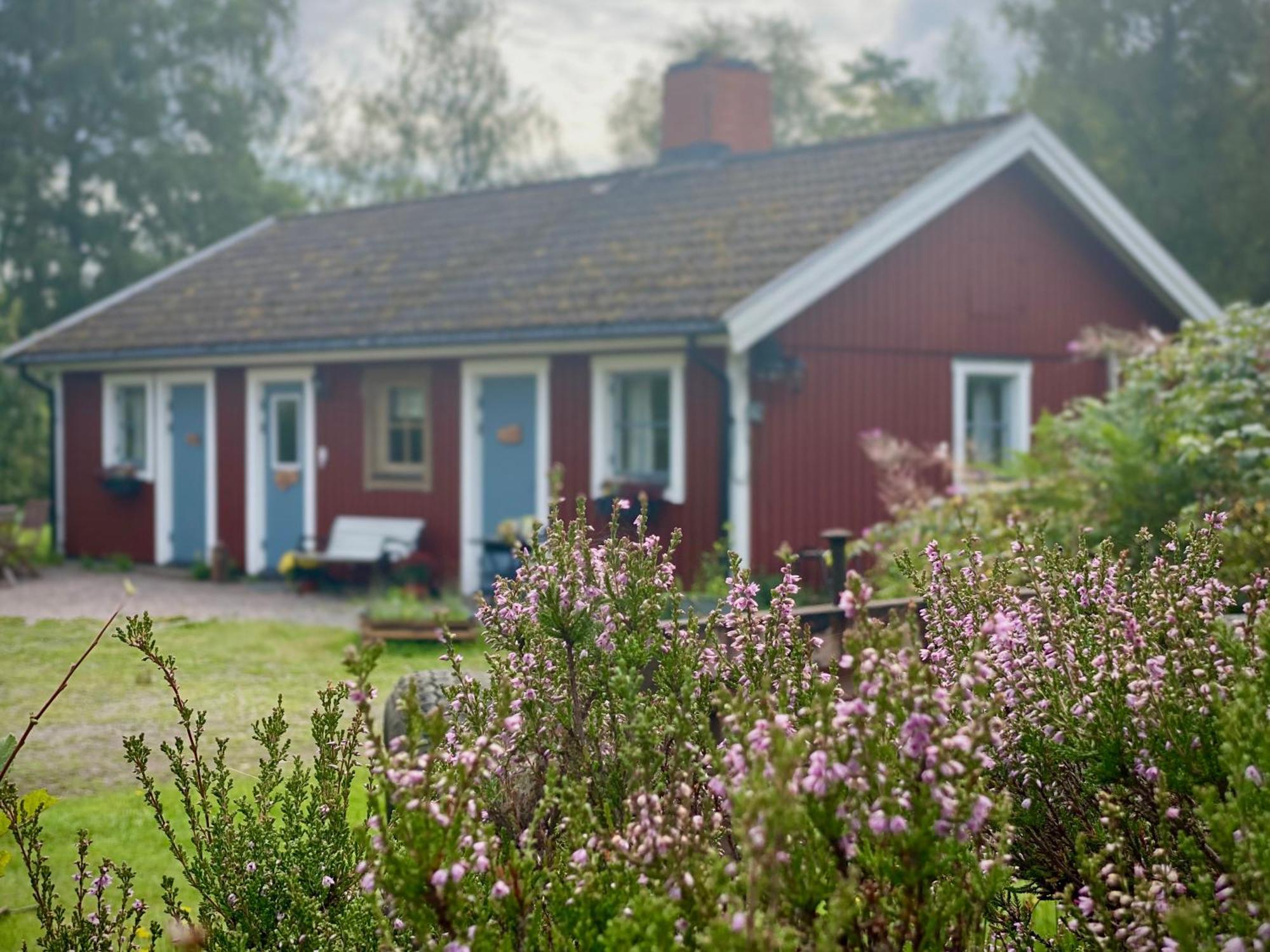 Ekologiska Fru Gran B&B I Tiveden Gardsjo Esterno foto