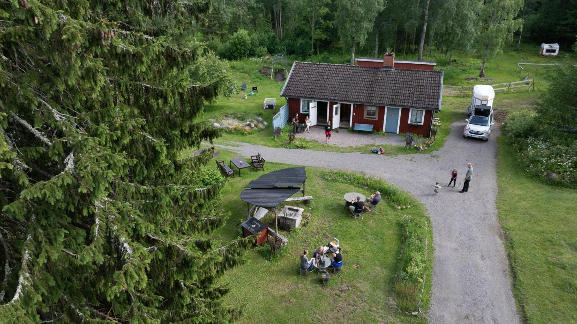 Ekologiska Fru Gran B&B I Tiveden Gardsjo Esterno foto